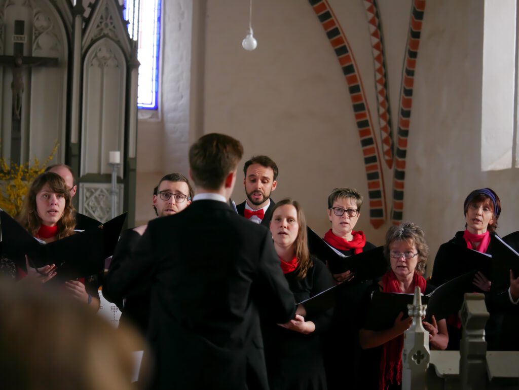 Der C(h)or Musica Rostock bei einer Probe
